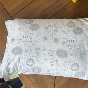 Keadreams organic toddler pillow